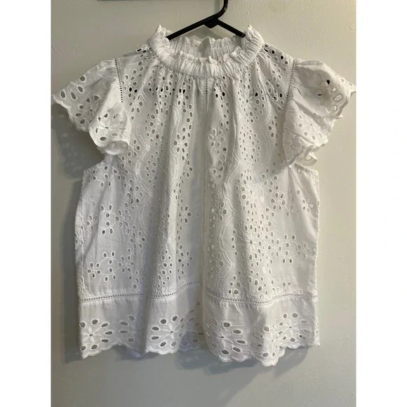 Jennifer & Grace White Eyelet Lace Flutter Sleeve Button Back Blouse Small - Picture 1 of 8